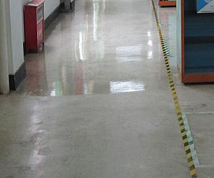 深圳清潔公司地板上蠟